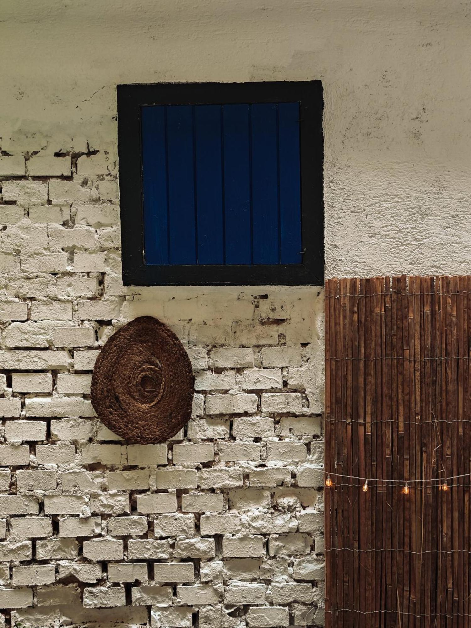 Vintage Room With Garden View Bratislava Exterior photo
